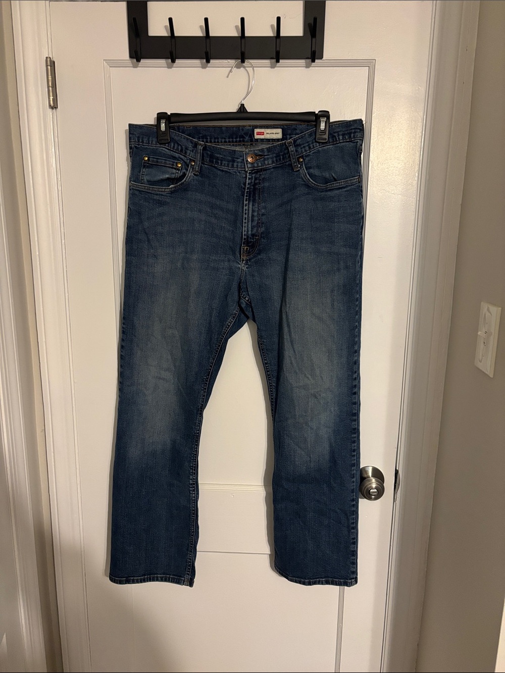 Wrangler Men's Dark Blue Straight Jeans